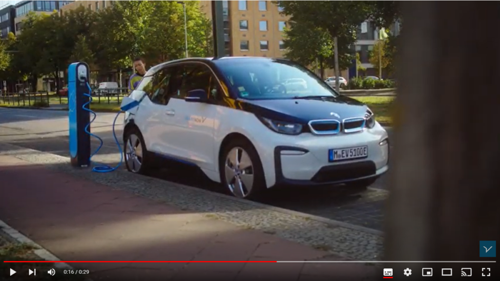 EV充電器の付いた貸出ステーション場所